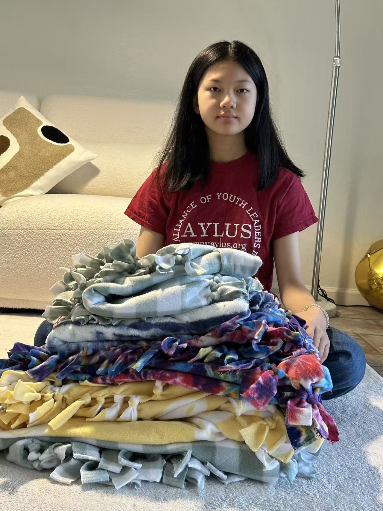 AYLUS Scottsdale Branch Volunteer Completes Three No-Sew Blankets for Phoenix Children’s Hospital
